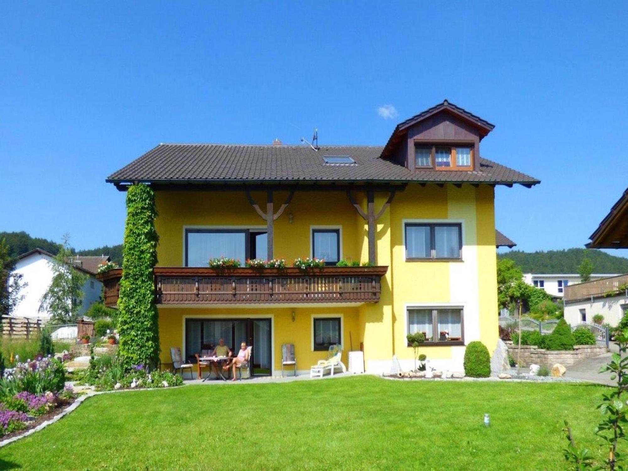 Scenic Apartment With Balcony Garden Deckchairs Barbecue Gleißenberg エクステリア 写真